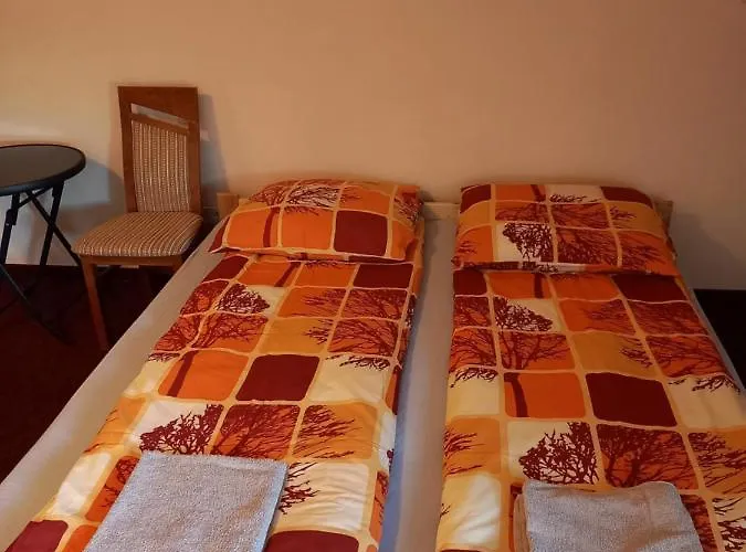 Roza Bed & Breakfast